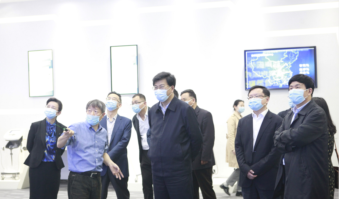 重慶市政協(xié)主席、黨組書記王炯到超聲醫(yī)療國家工程研究中心考察